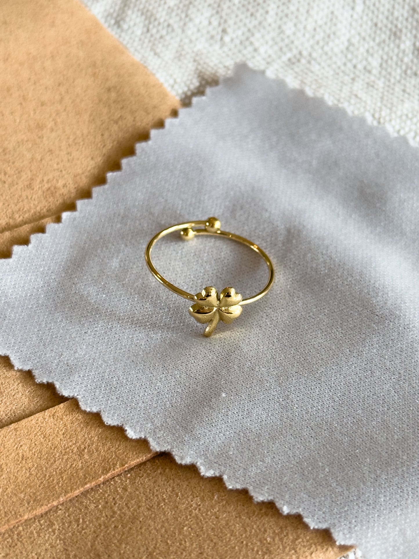 Ring Gold 1