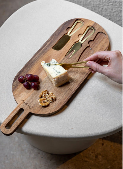 Serving board MIRJAM