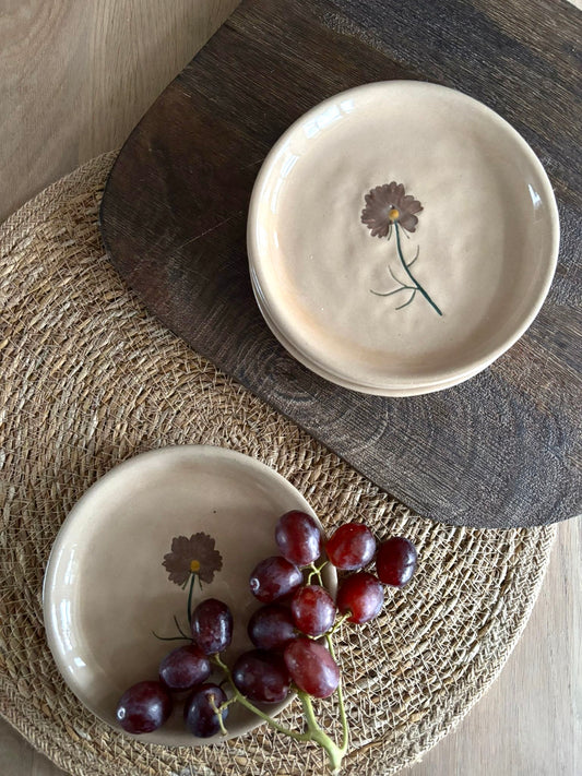 Cake plate LOT brown