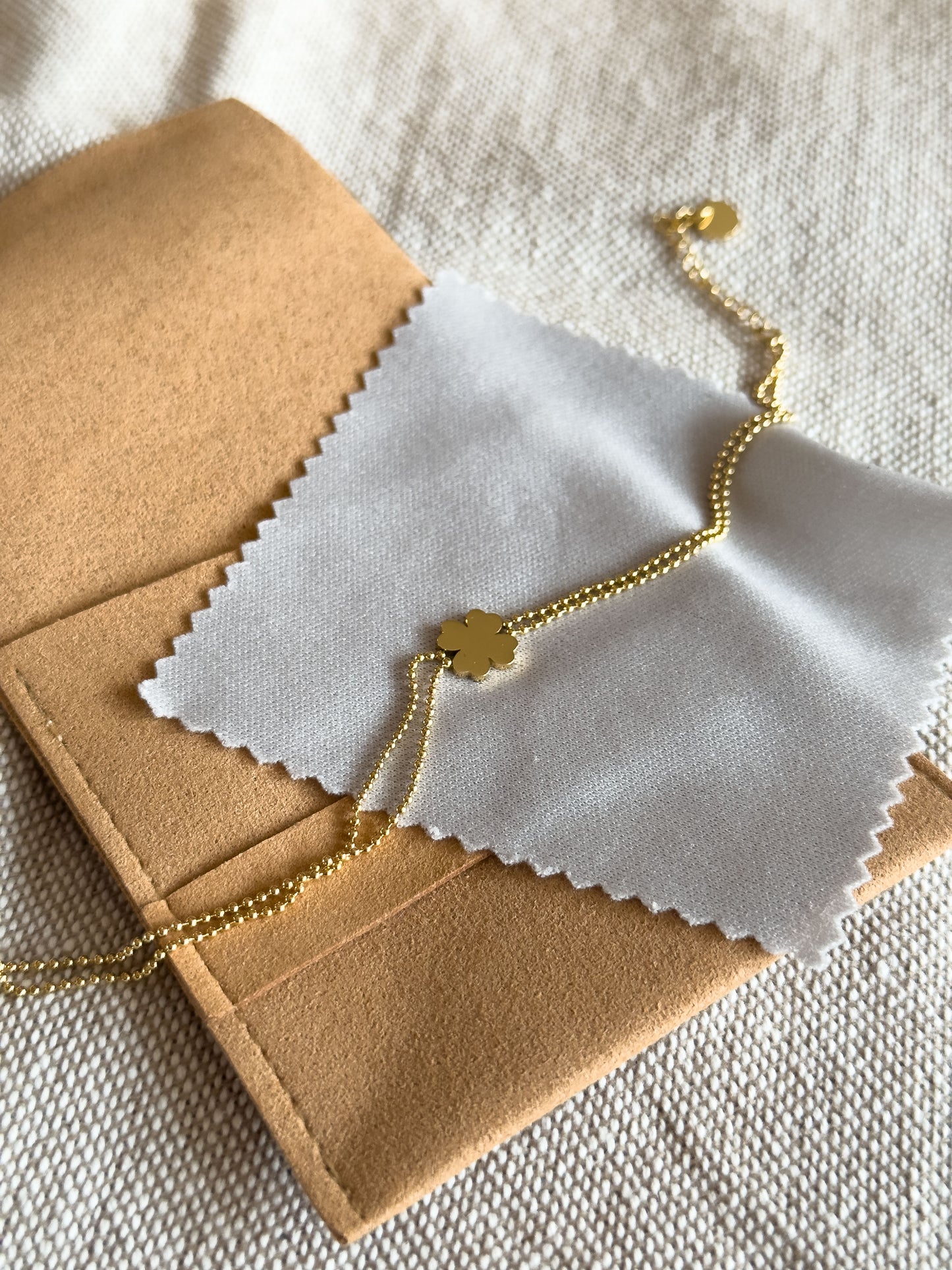 Bracelet Gold Clover