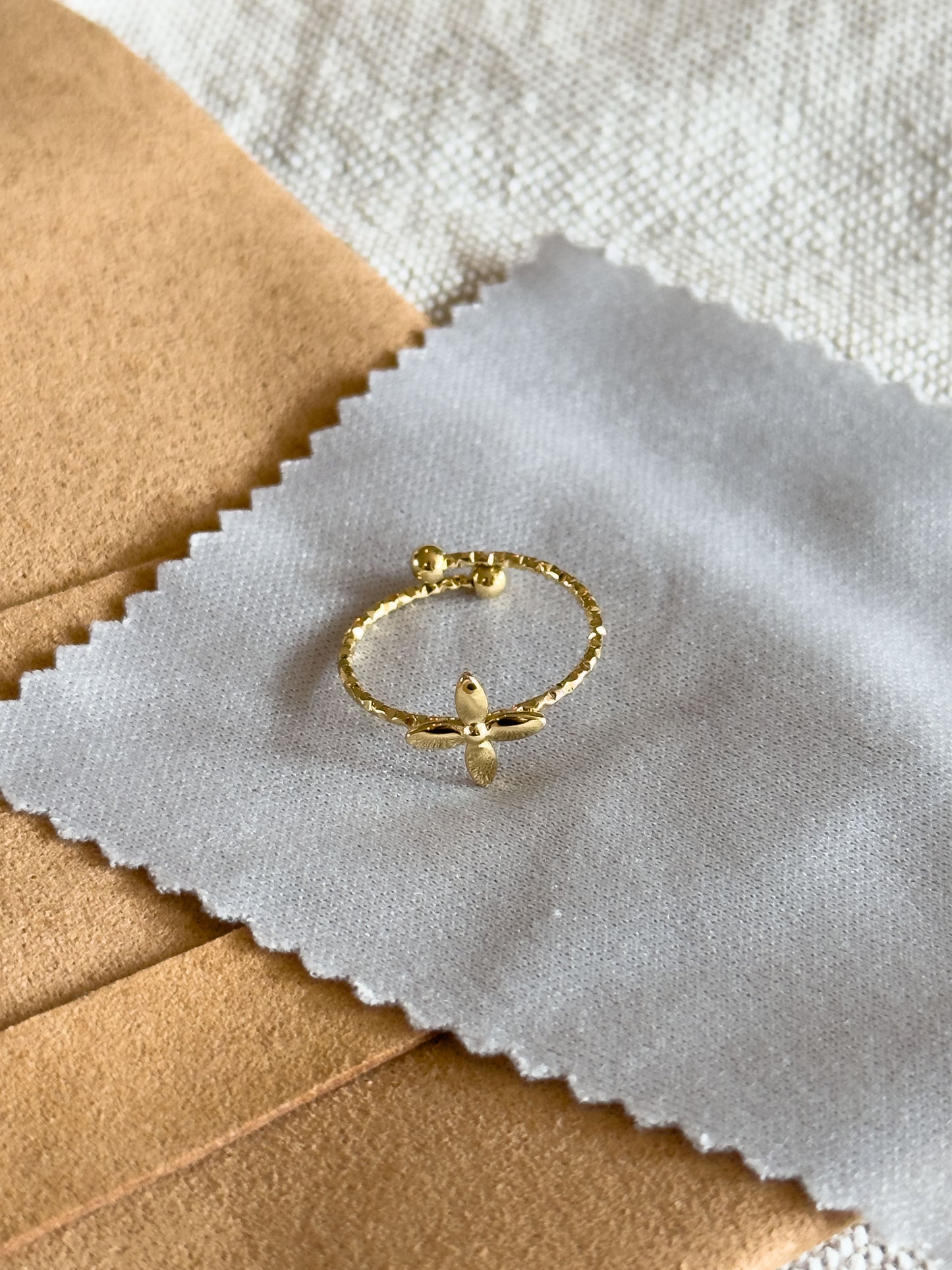 Ring Gold 4