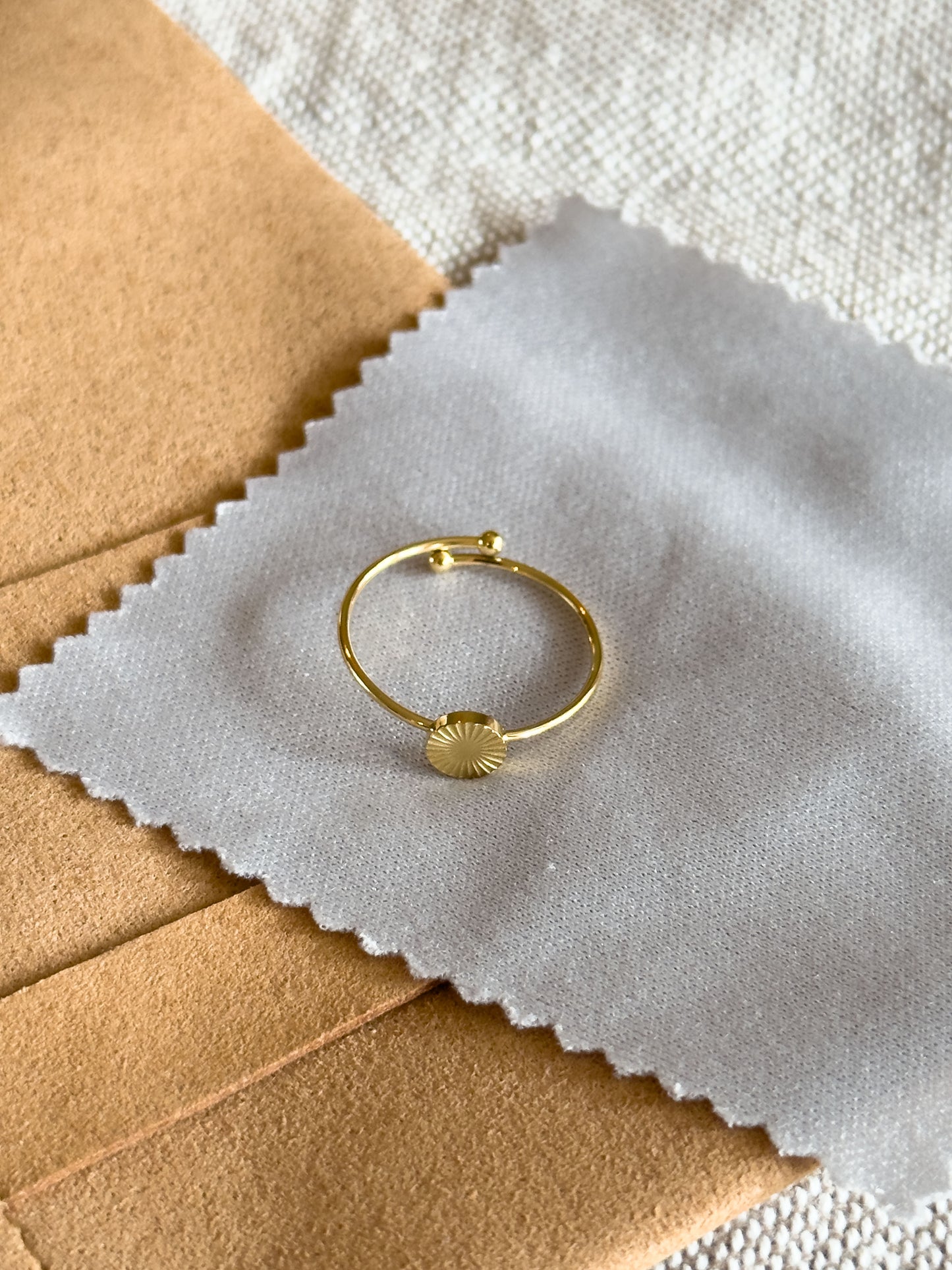 Ring Gold 10