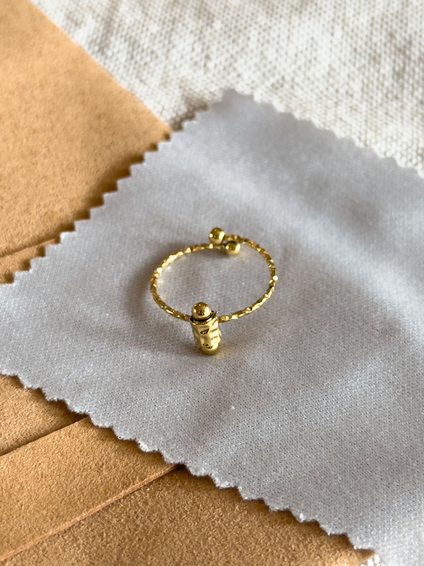 Ring Gold 17
